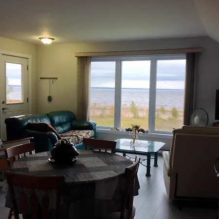 Domaine sur une plage Saint-Félicien Extérieur photo